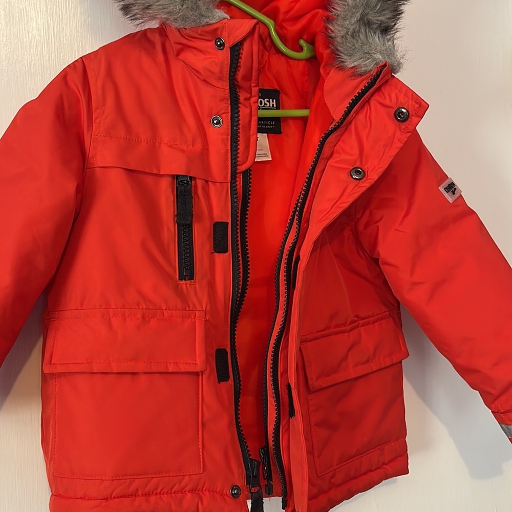 OshKosh B’Gosh winter snowsuit (jacket and bib pants) - Picture 5 of 10